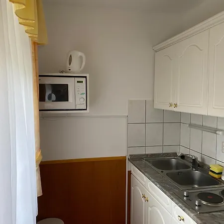 Arany Apartmanhaz Zalagyoengye *