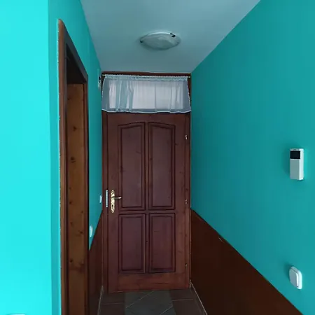 Arany Apartmanhaz Zalagyoengye Apartment *