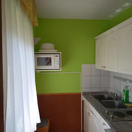 Arany Apartmanhaz Zalagyoengye Apartment
